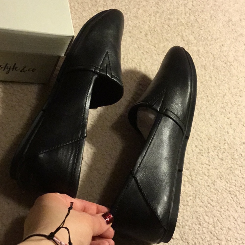 NIB black Loafers - Picture 4 of 5